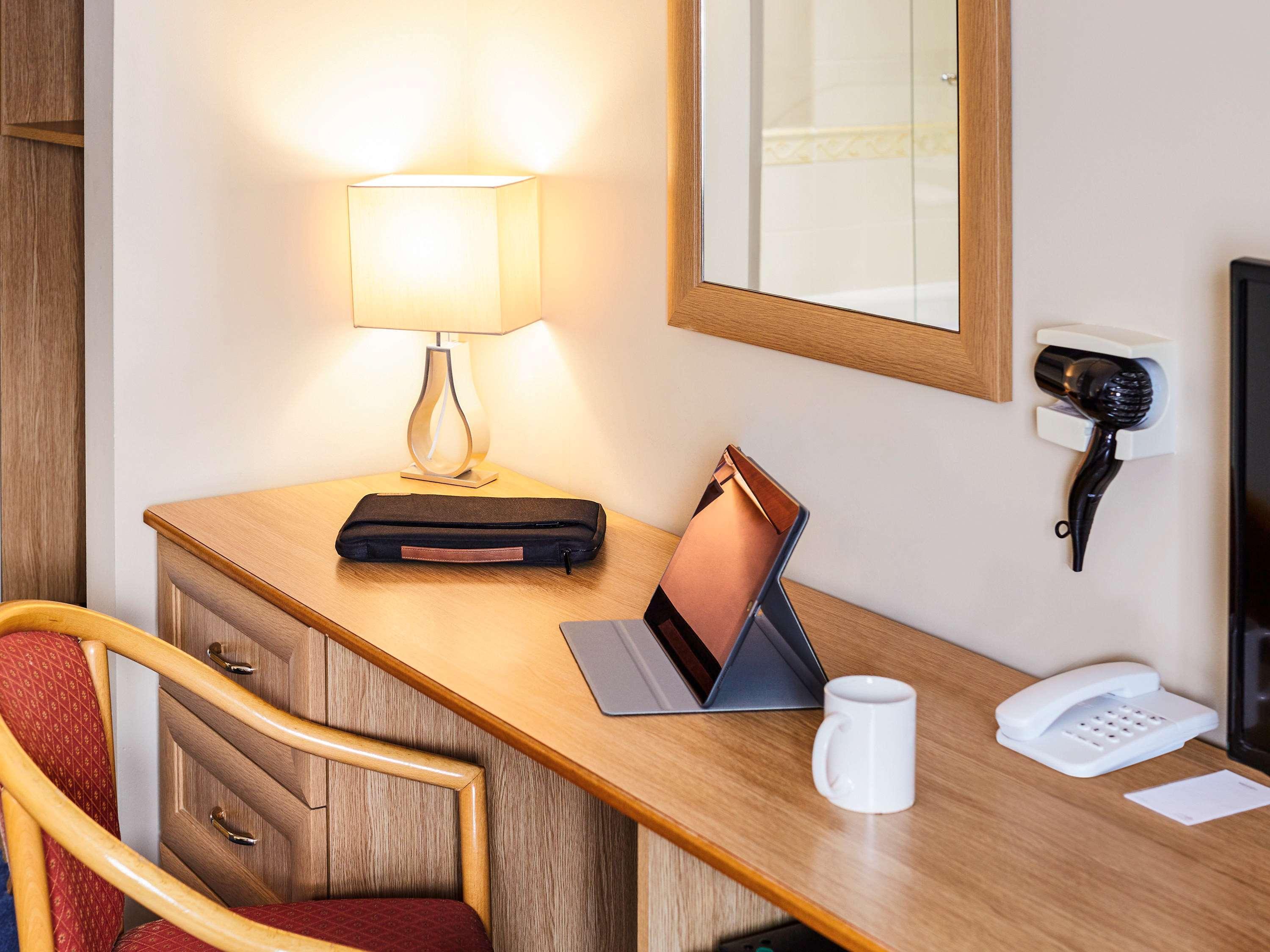 Mercure Newbury West Grange Hotel Thatcham Zewnętrze zdjęcie
